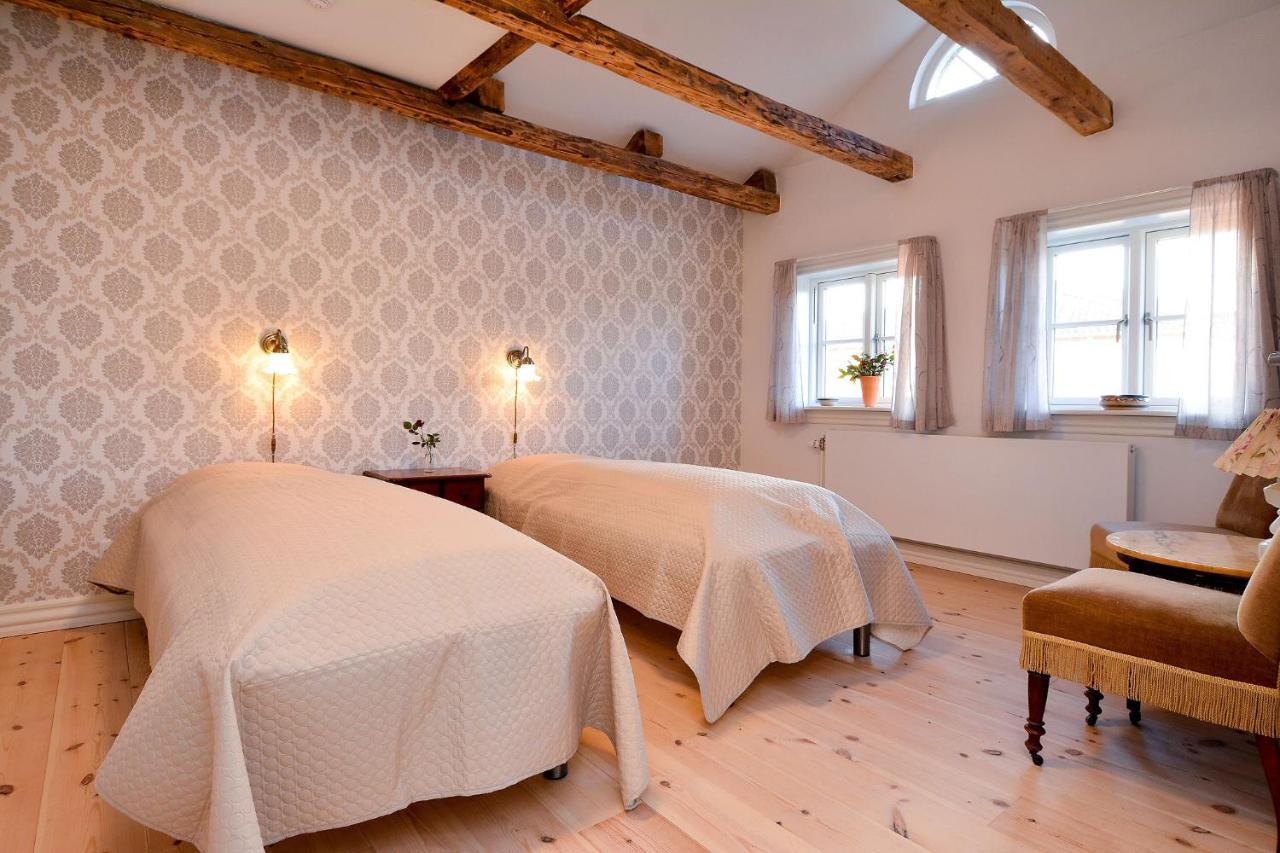 Strømpehuset Bed and Breakfast Oster Assels Eksteriør billede