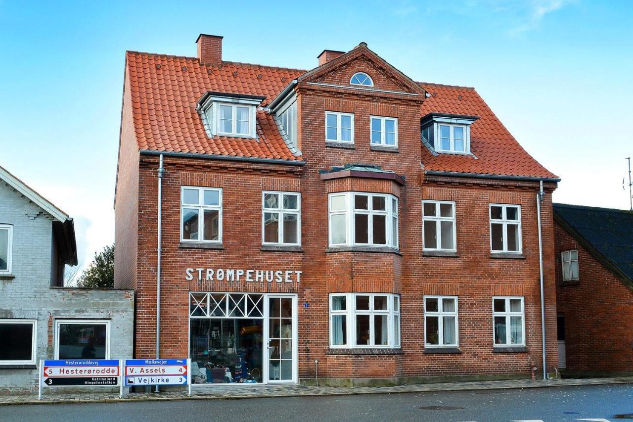 Strømpehuset Bed and Breakfast Oster Assels Eksteriør billede